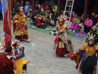 Mani Rimdu Festival Tour with Guide in Himalaya